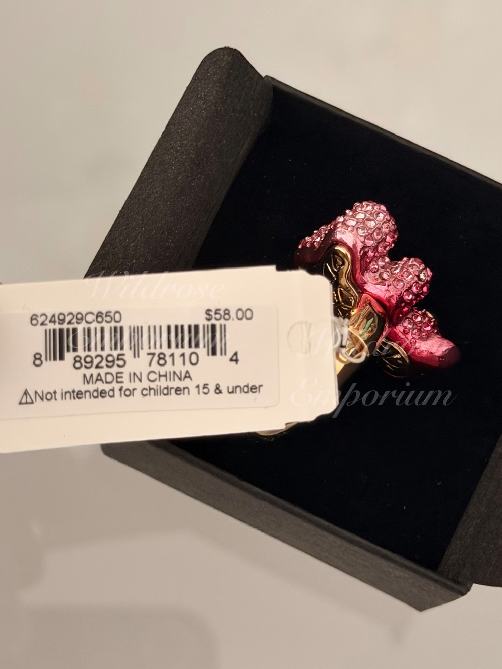BNWT Viral Betsey Johnson Pink Crystal Teddy Gummy Bear Stretch Ring - Picture 6 of 6